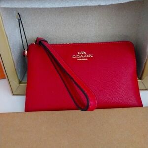 NWOT COACH WRISTLET